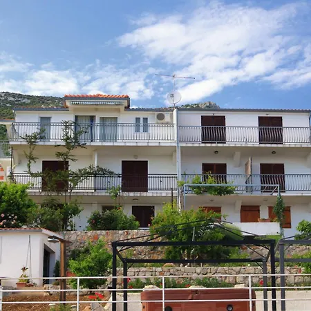 Apartman With A Parking Space Zavala, Hvar - 8773