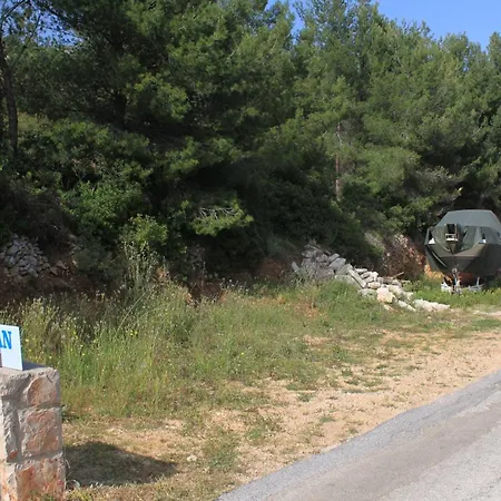 With A Parking Space Zavala, Hvar - 8773 Apartman Zavala