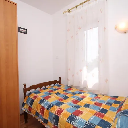With A Parking Space Zavala, Hvar - 8773 شقة