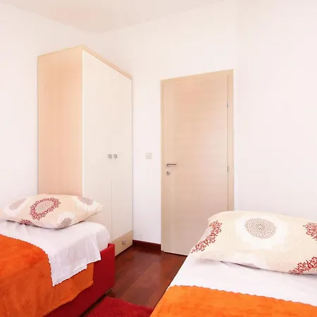 With A Parking Space Zavala, Hvar - 8773 شقة زافالا